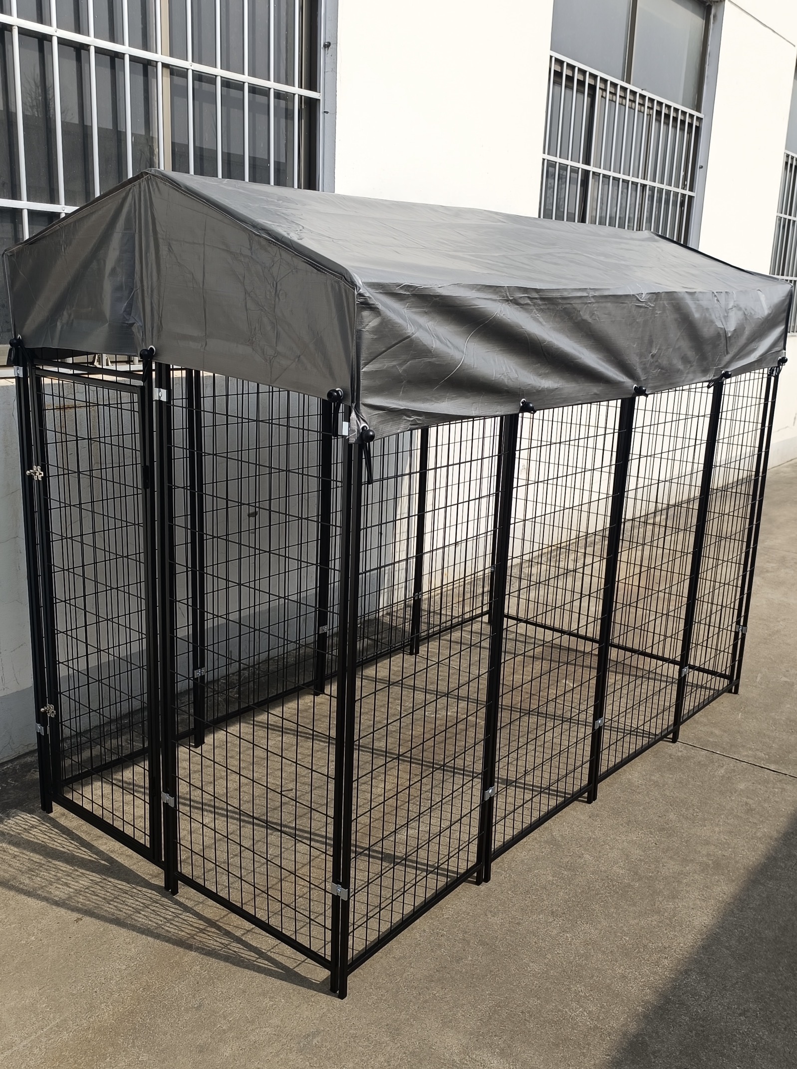 Outdoor Heavyduty Dog Kennel 4x6x8ft In Black Metal With Roof For Pet Housing